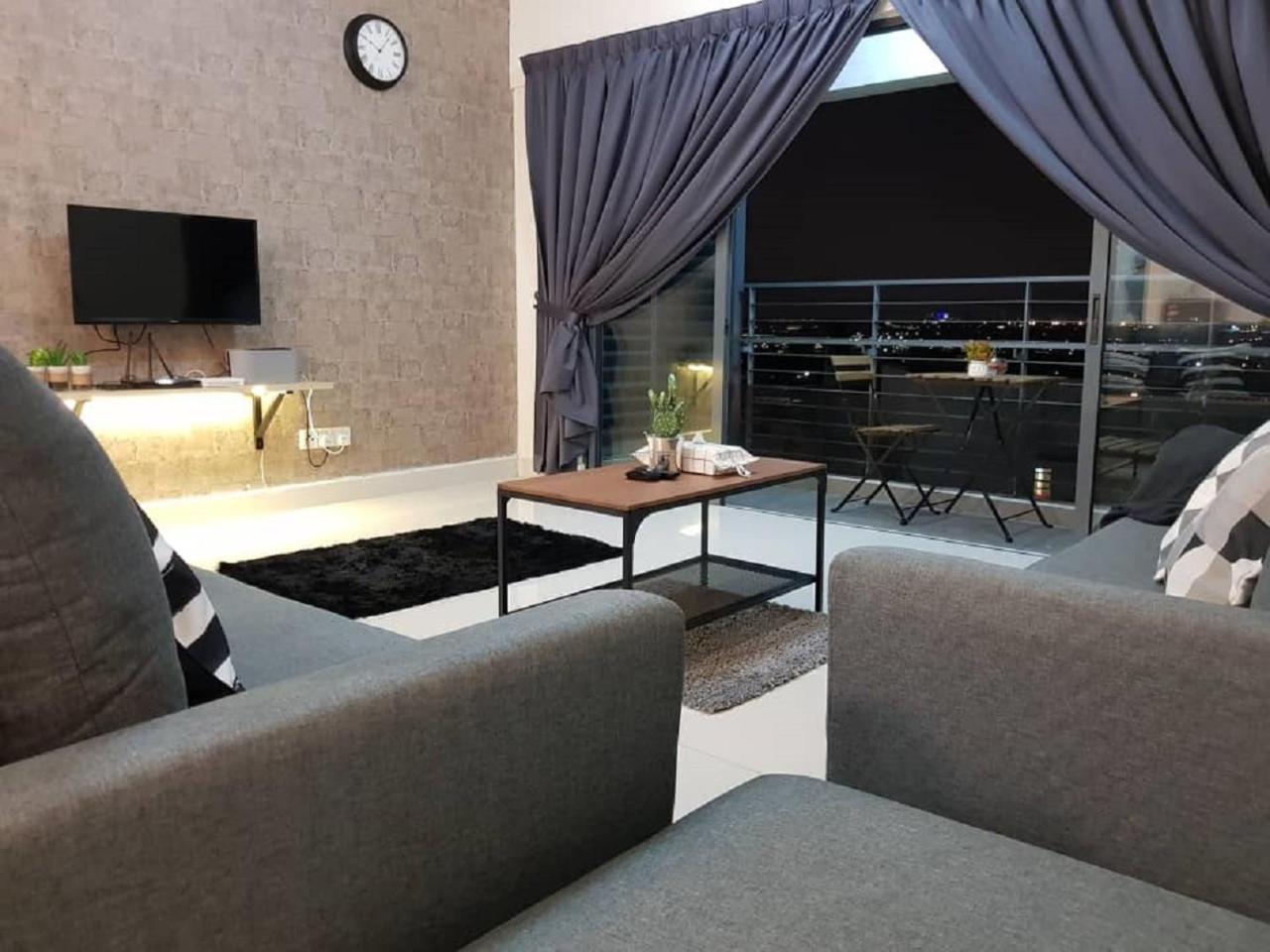 Puchong 8-12 Pax 5Min Lrt Cozy Apartment Ioi Mall Exteriör bild